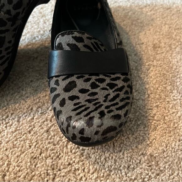 Dansko Oksana Gray Leopard Print Slip On Clog Shoe Women's Size 37 / 6.5 - 7 - Picture 3 of 10